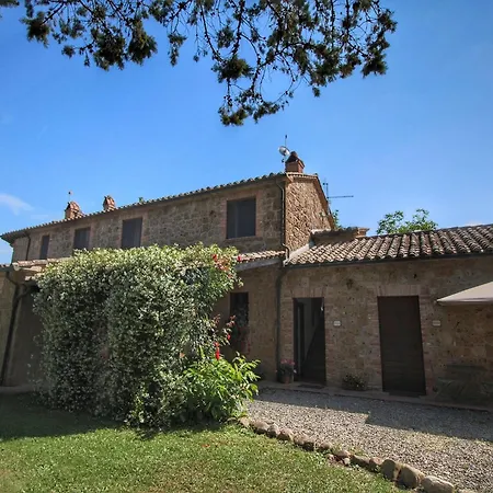 Cosy Farmhouse In Proceno With Swimming Pool