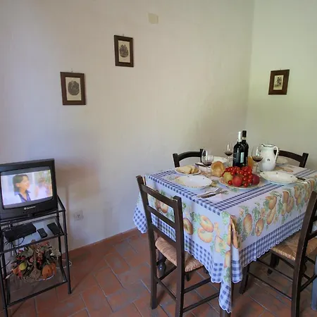 Holiday home Cosy Farmhouse In Proceno With Swimming Pool