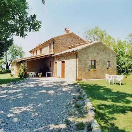 Cosy Farmhouse In Proceno With Swimming Pool *